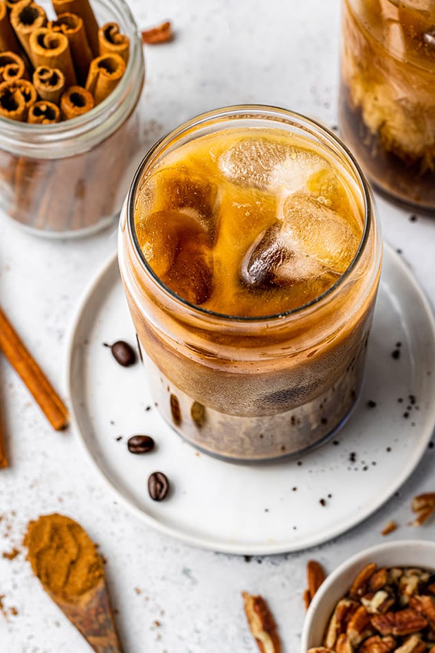 Iced Vanilla Chai Latte - My Vegan Minimalist