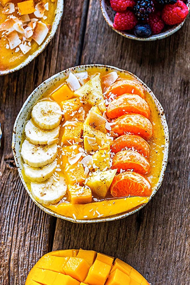 https://lifemadesweeter.com/mango-smoothie/healthy-mango-smoothie-bowl-recipe-2/