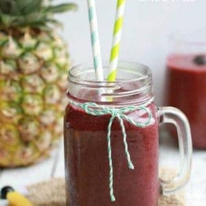 Blueberry Pineapple Green Detox Smoothie - Life made Sweeter
