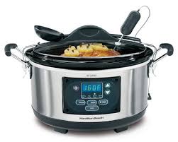 Slow cooker with digital display