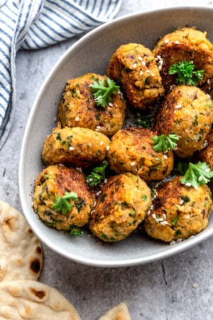 Air Fryer Falafel - Crispy Air Fried Falafel Recipe! So Easy!