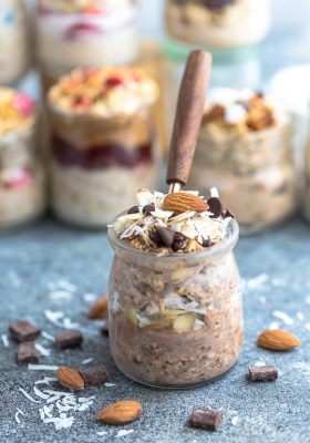 Almond Joy Overnight Oats - simple no-cook make-ahead oatmeal just perfect for busy mornings. Best of all, easy to customize with your favorite flavors