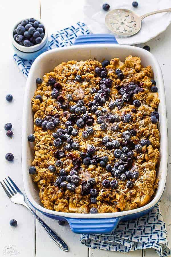 Overnight Blueberry Cream Cheese French Toast Casserole Bake - Super easy & delicious baked French Toast bursting with blueberries,cream cheese, brown sugar streusel and the BEST blueberry sauce. With gluten free and refined sugar free options. Make it the night before and pop it in the oven in the morning. Perfect for Mother's Day or any special breakfast, brunch or even dinner