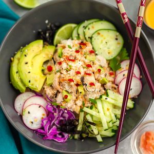California Roll Sushi Bowls - a healthy and low carb lunch or dinner to satisfy your sushi craving. So easy and less expensive than ordering takeout.