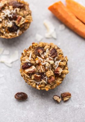These baked oatmeal cups make the perfect easy and healthy make-ahead breakfast to enjoy throughout the week. Best of all, they're simple to customize and include recipes for 10 different ways to make them plus useful tips. Refined sugar free, gluten free and vegan. LEMON ALMOND POPPY SEED, STRAWBERRY, RASPBERRY CHOCOLATE CHIPS, PINEAPPLE COCONUT, HONEY WALNUT, ALMOND BUTTER & BANANA, PUMPKIN CRANBERRY & CARROT CAKE, CHOCOLATE CHUNK & APPLE CINNAMON