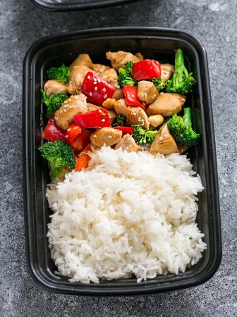 Healthier Cashew Chicken makes the perfect easy and lightened up weeknight meal. Best of all, this takeout favorite, is SO much healthier and better than your local restaurant with just a few minutes of prep time. With gluten free and paleo friendly options. This is so much better and healthier! Weekly meal prep or healthy leftovers are great for lunch bowls for work or school.