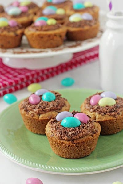 Chocolate Chip Bird's Nest Cookie Cups