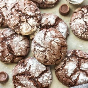 Chocolate Crinkle Cookies are soft, chewy and the perfect classic cookie to add to your holiday cookie platter. Best of all, so easy to make!