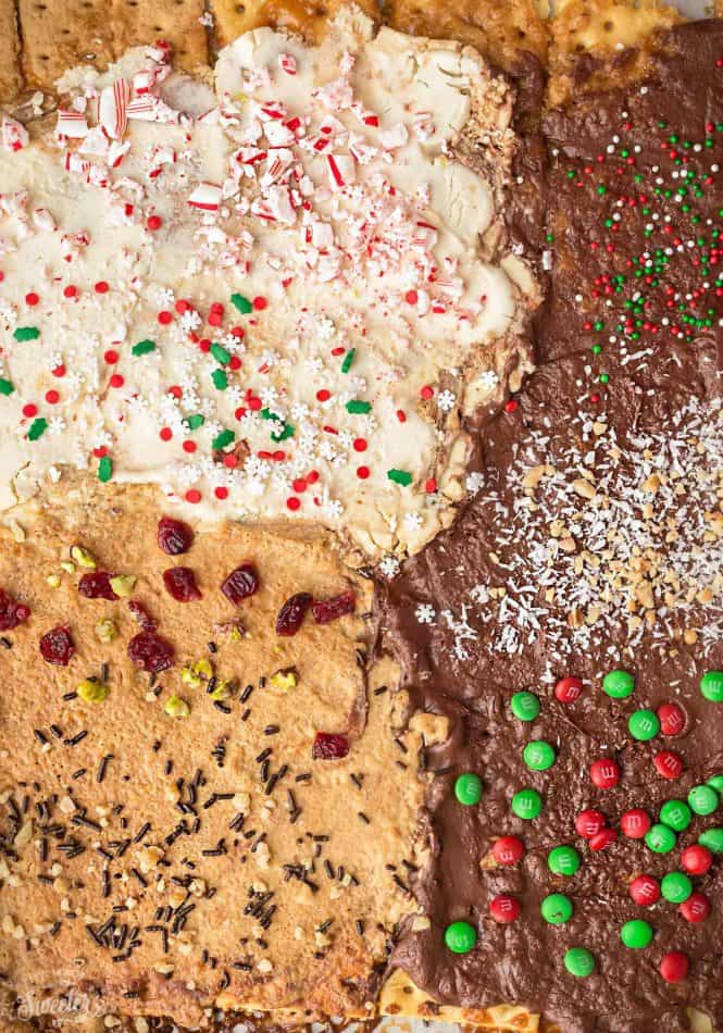 Italian Pandoro Christmas Cake With Holly, Icing Sugar Dusting, Bauble  Decorations, Cracker And Foil Wrapped Chocolates On A Red And Gold Star  Festive Tablecloth Background. Stock Photo, Picture and Royalty Free Image.