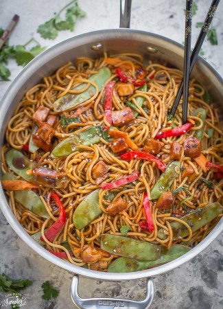 Easy Chicken Lo Mein makes a delicious weekday meal and much better than the takeaway!