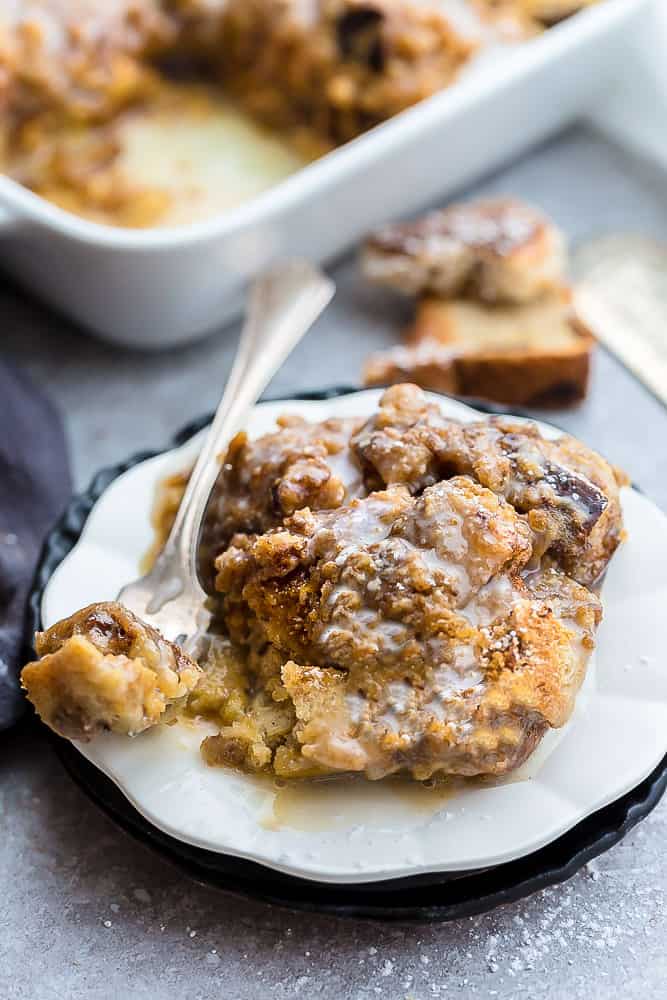 Cinnamon French Toast Bake - the perfect easy make ahead casserole for weekend or holiday breakfasts and brunch. Best of all, tastes just like cinnamon rolls without all the work. Made with thick cinnamon toasted bread topped with a brown sugar and cinnamon streusel. and an oeey gooey glaze.