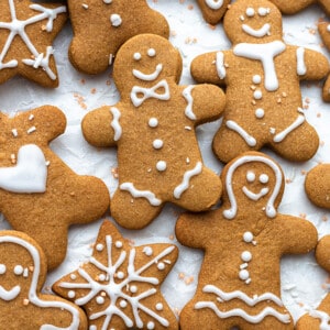 Close-up top view of decorated gluten free gingerbread men cookies
