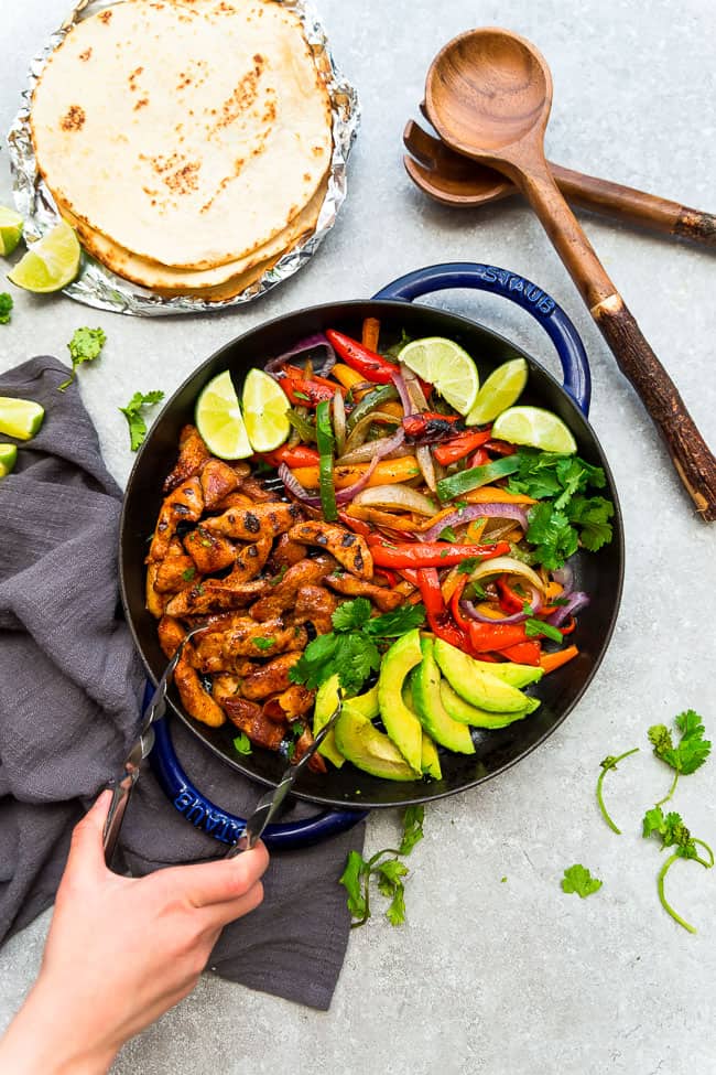 Top view of a skillet of chicken fajita fillings