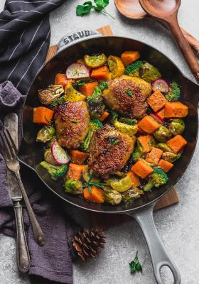 Instant Pot Harvest Chicken with Vegetables - the perfect easy low carb / keto-friendly complete meal for fall. Best of all, this pressure cooker chicken recipe cooks up tender, juicy and full of flavor with Brussels sprouts, pumpkin, broccoli and yellow zucchini. Includes instructions for the Instant Pot & stovetop.