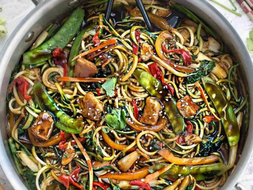Chicken Chow Mein Zoodles (Stir-Fry Zucchini Lo Mein Noodles)