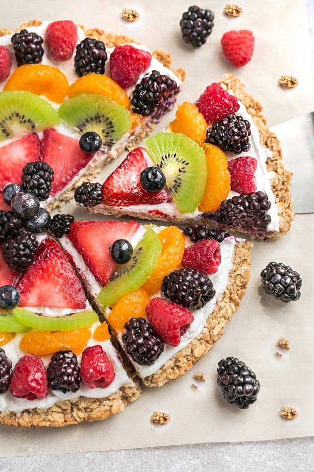 Healthy Breakfast Fruit Pizza cut into slices