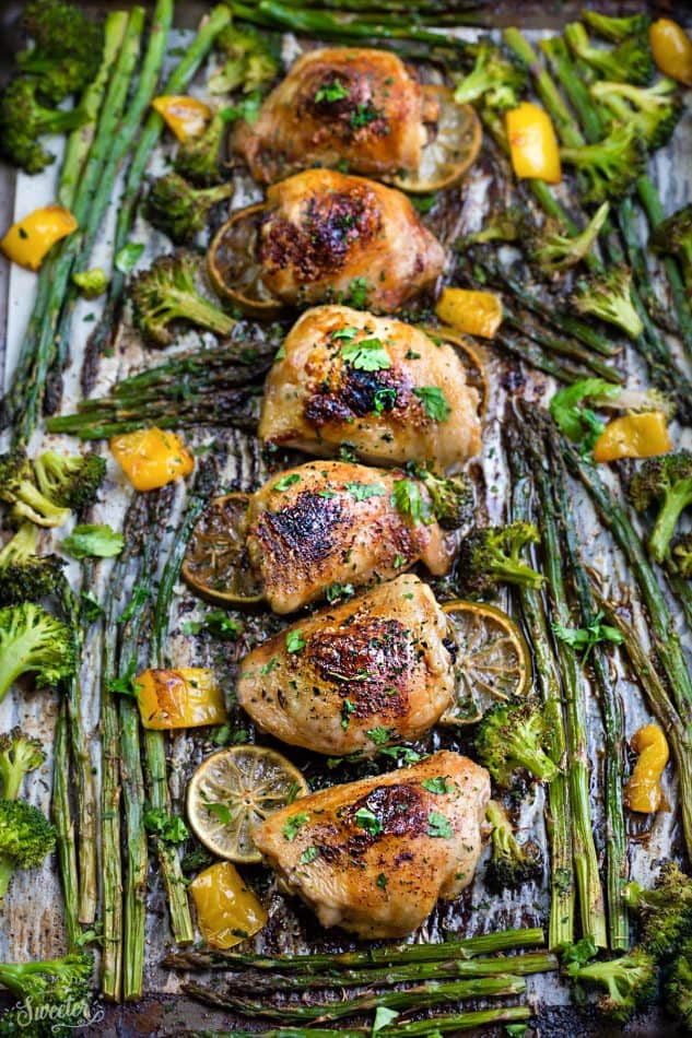 This Easy Honey Lime Chicken Sheet Pan recipe is the perfect easy dinner for busy weeknights. Best part of all, made in just ONE sheet pan and full of tender asparagus and broccoli. Best of all, is great for weekly Sunday meal prep or leftovers are great for lunch bowls for work or school.