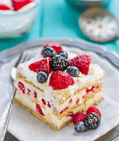 Icebox Cake with mixed berries - GWS Cover