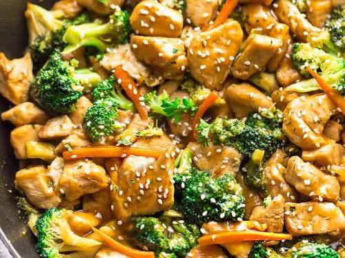 https://lifemadesweeter.com/wp-content/uploads/Instant-Pot-Chicken-and-Broccoli-Stir-Fry-photo-recipe-picture-3-500x375.jpg