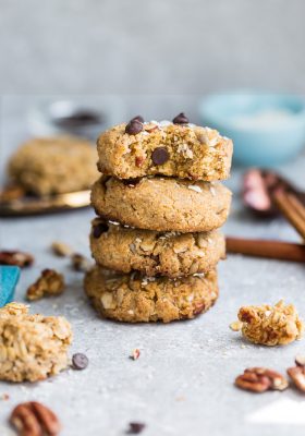 Keto Breakfast Cookies are soft, chewy and make the perfect healthy breakfast for on the go. Best of all, this delicious sugar free recie comes together in one bowl with almond flour, coconut flakes, sesame seeds and chopped nuts.