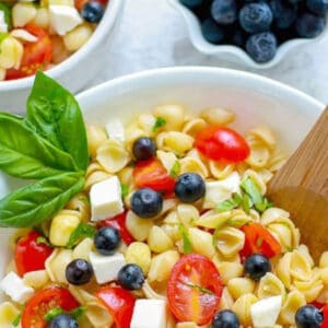 Pinterest graphic for caprese pasta salad.