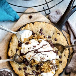 Pinterest graphic for skillet cookie.