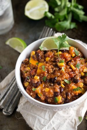 28 Healthy & Delicious Slow Cooker Meals