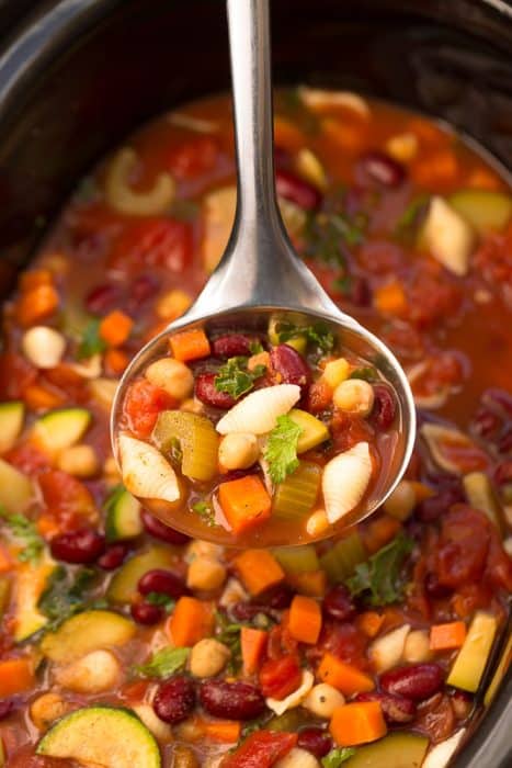 Slow Cooker Minestrone Soup 