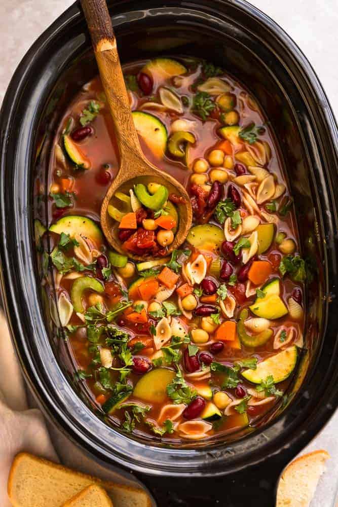 Slow Cooker Homemade Minestrone Soup makes the perfect easy comforting meal. Best of all, it's an easy set and forget recipe and is so much healthier and better than Olive Garden's version! Made entirely in your crock-pot and SO delicious!