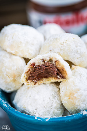 Nutella Stuffed Snowball Cookies are perfect for your Christmas cookie tray!