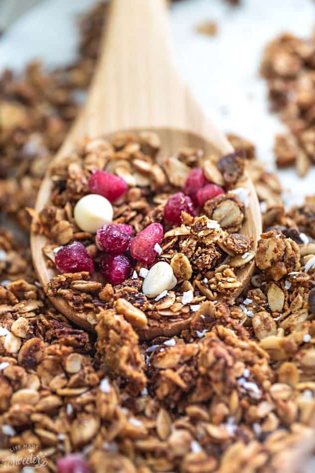 Pomegrante White Chocolate Granola makes the perfect holiday snack or breakfaast! Best of all, it's so easy to make and full of big crunchy clusters!