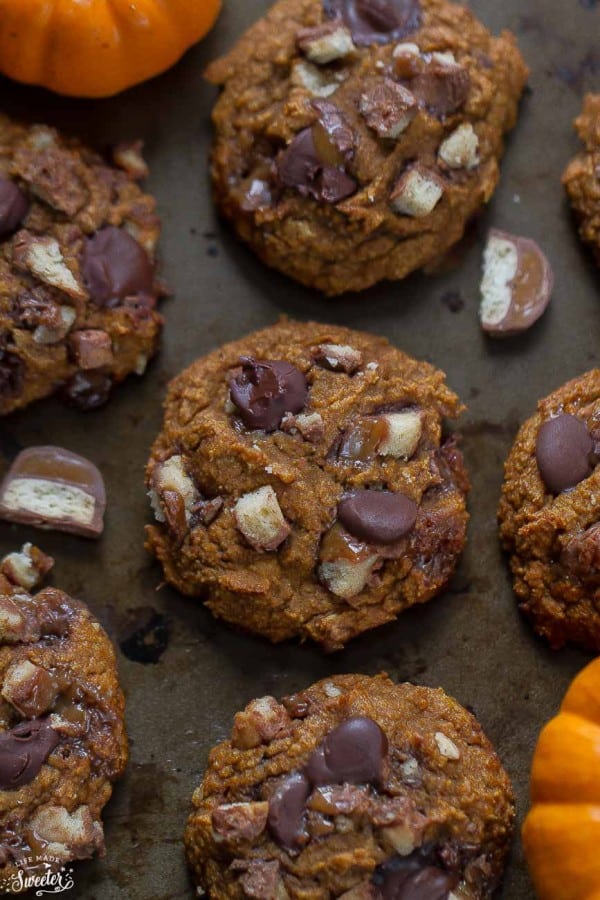 Pumpkin Oatmeal Chocolate Twix Cookies are such delicious cookies for fall