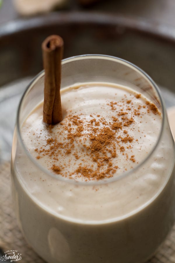 Pumpkin Spice Peanut Butter Apple Smoothie is the perfect filling breakfast for fall
