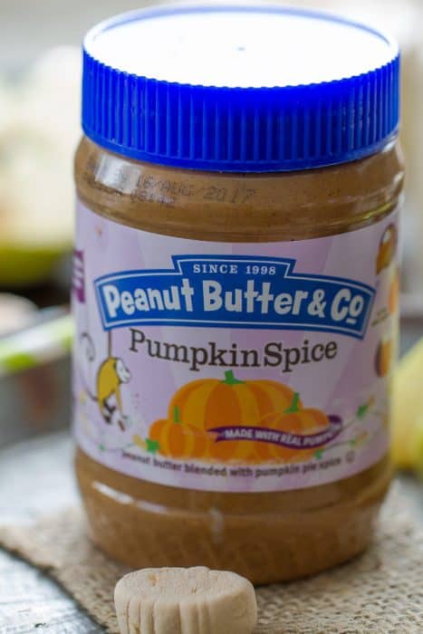 Pumpkin Spice Peanut Butter Apple Smoothie is the perfect fall breakfast
