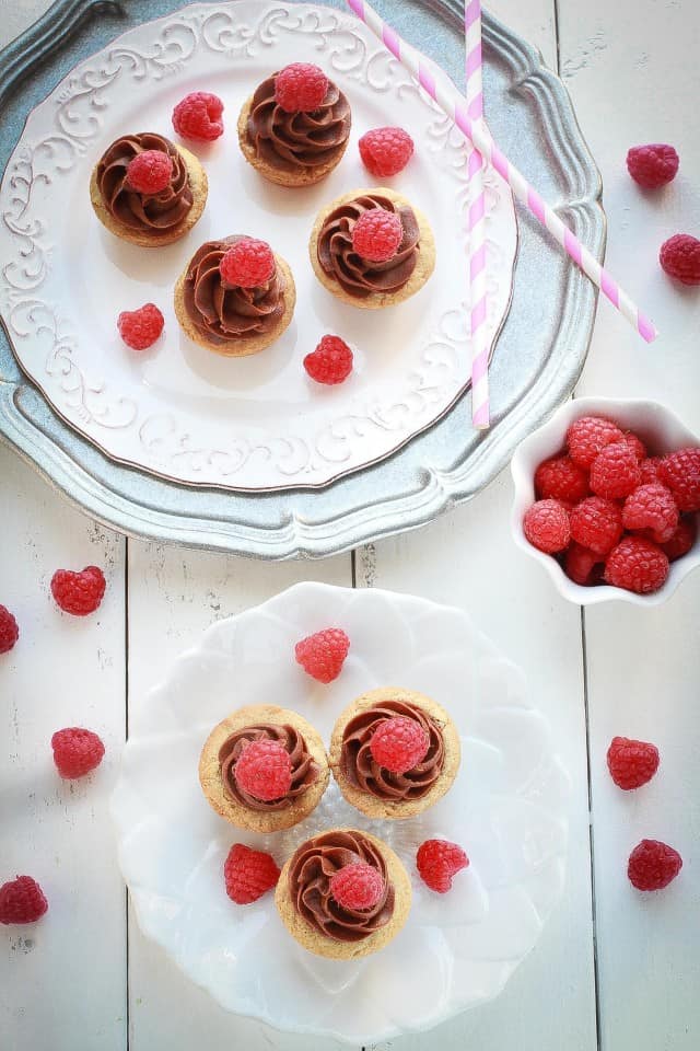 Mini Raspberry Nutella Cookie Cups are the perfect sweet treat!