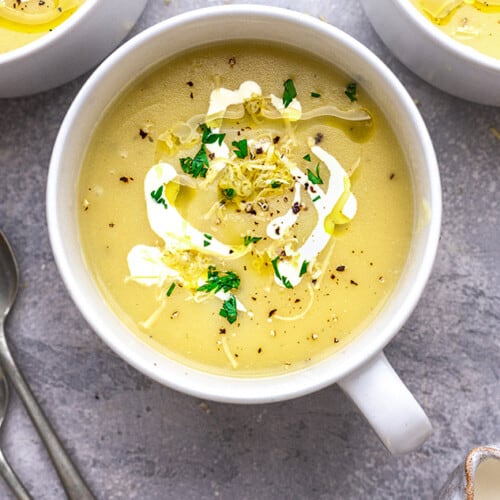 https://lifemadesweeter.com/wp-content/uploads/Simple-Potato-and-Leek-Soup-recipe-500x500.jpg