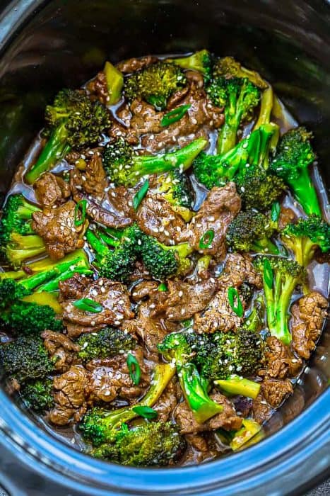 Slow Cooker Beef & Broccoli with sauce