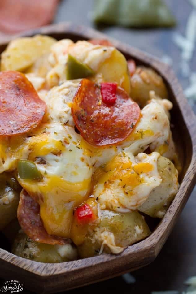 Slow Cooker Pizza Potatoes makes a great appetizer