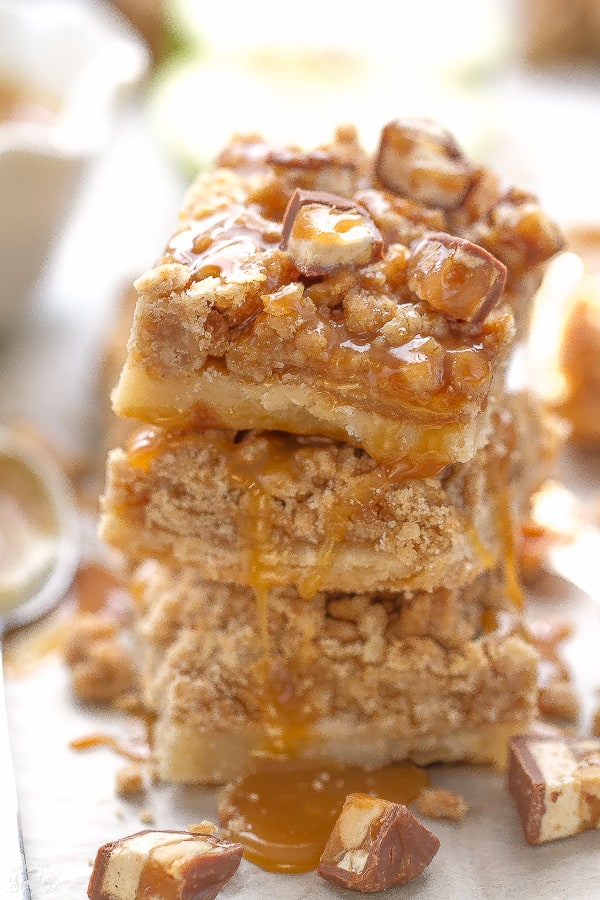 Snickers Caramel Apple Pie Bars make the perfect treat for fall