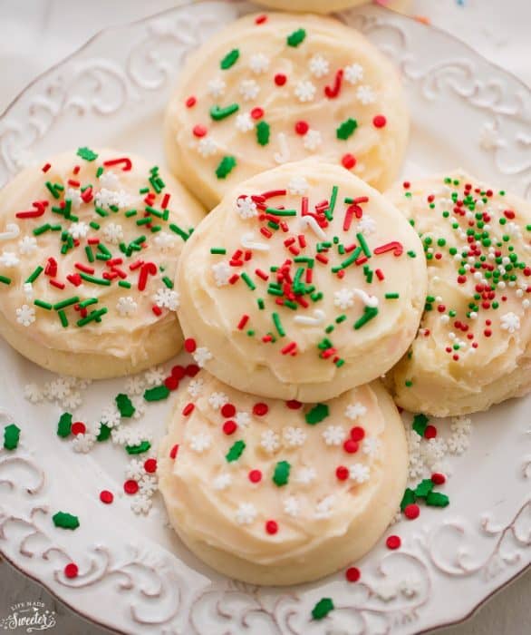 Soft Frosted Eggnog Cookies are soft, melt in your mouth and perfect for the holidays!