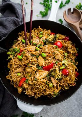 Teriyaki Chicken Ramen made in one pot. Everything you love about this takeout favorite, stir-fried with ramen noodles.