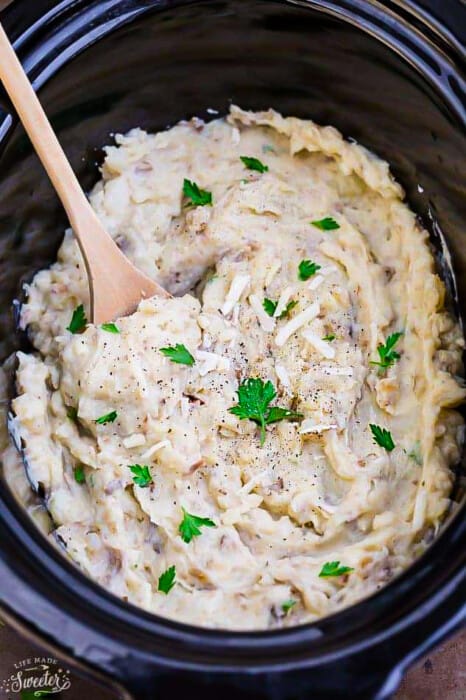 Slow Cooker Mashed Potatoes | Life Made Sweeter