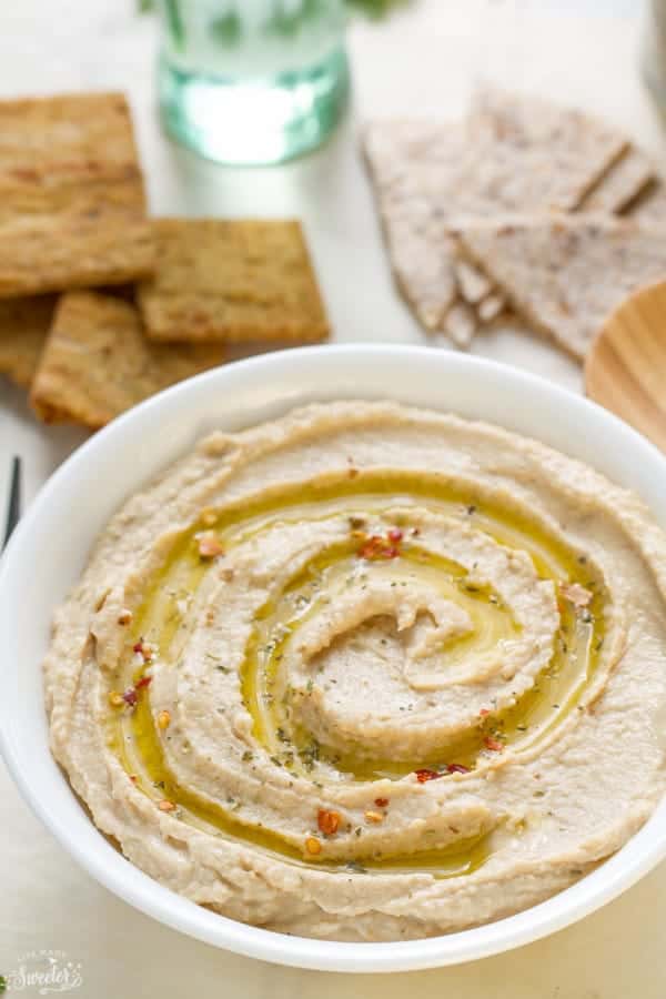 simple hummus made from canned beans and served with crackers