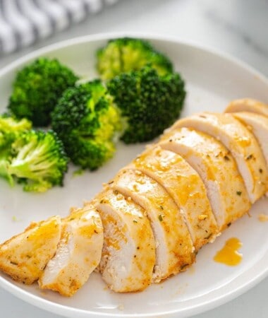 cropped-Easy-Juicy-Baked-Chicken-Recipe-gluten-free-keto-low-carb-Whole30-paleo.jpg