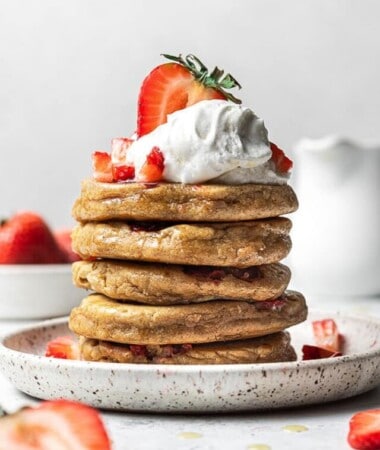 cropped-Healthy-Strawberry-Pancakes-recipe-gluten-free-paleo-keto-low-carb-easy.jpg