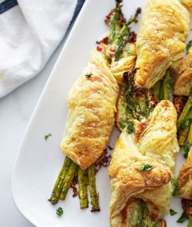 cropped-The-Best-Healthy-Asparagus-Bundles-recipe-gluten-free-vegan-healthy-pastry.jpg