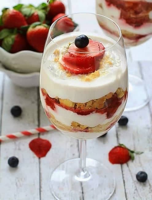 Eggless Strawberry Parfaits